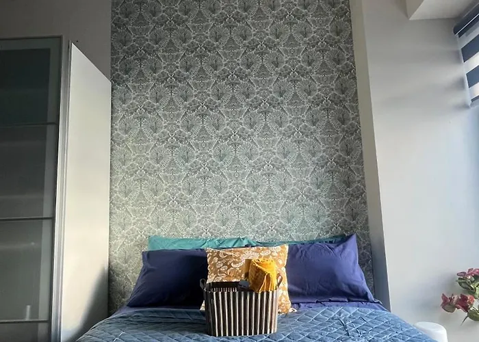 8adriatico Penthouse Unit! Walk Away To Us Embassy And St Lukes Ermita Manille